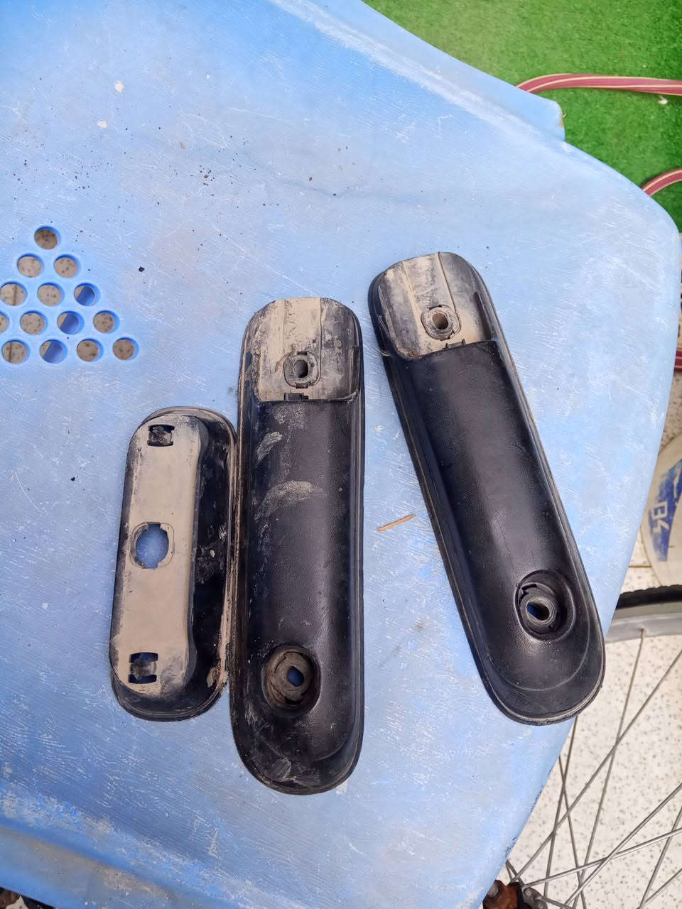 سلام عليكم
غراض الفينية سوبربان للبيع 

سلة مال الفينية كاملة سعر 75

باب مال سدر بي نكينة جام وياهة جامة ويا ضفيرة وسماعة 

سعر 100

كاردن مال الفينية ب75
مكان بصرة رقم ***********
