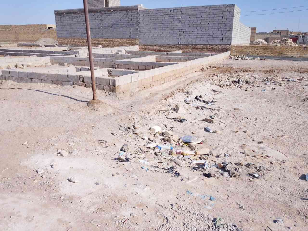 السلام عليكم قطعه زراعي 200متر 
حي الحسين عليه السلام نزلت ملعب خماسي ورع شارع عريض وتنزل شارع مقابيل 10متر بناء ماي كهرباء متفون عل نص تراب 
سعره 8وبي مجال 
‏‪***********‬‏
