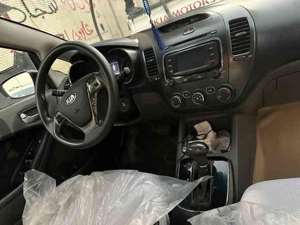 سلام عليكم فورتي 18 للبيع فقط مكينه 2000 دوش
امريكي حادثه قبق جنطه مكينه مفتوحه سياره باسمي خير من الله ترايك وين متريد جاهزه ما مشتغله تكسي عندي محل اروح واجي بيهه مامتعوبه سعرهه 115 قفل مكاني بغداد المشتل 
شراي اتصل ممتواجد علفيس ***********
