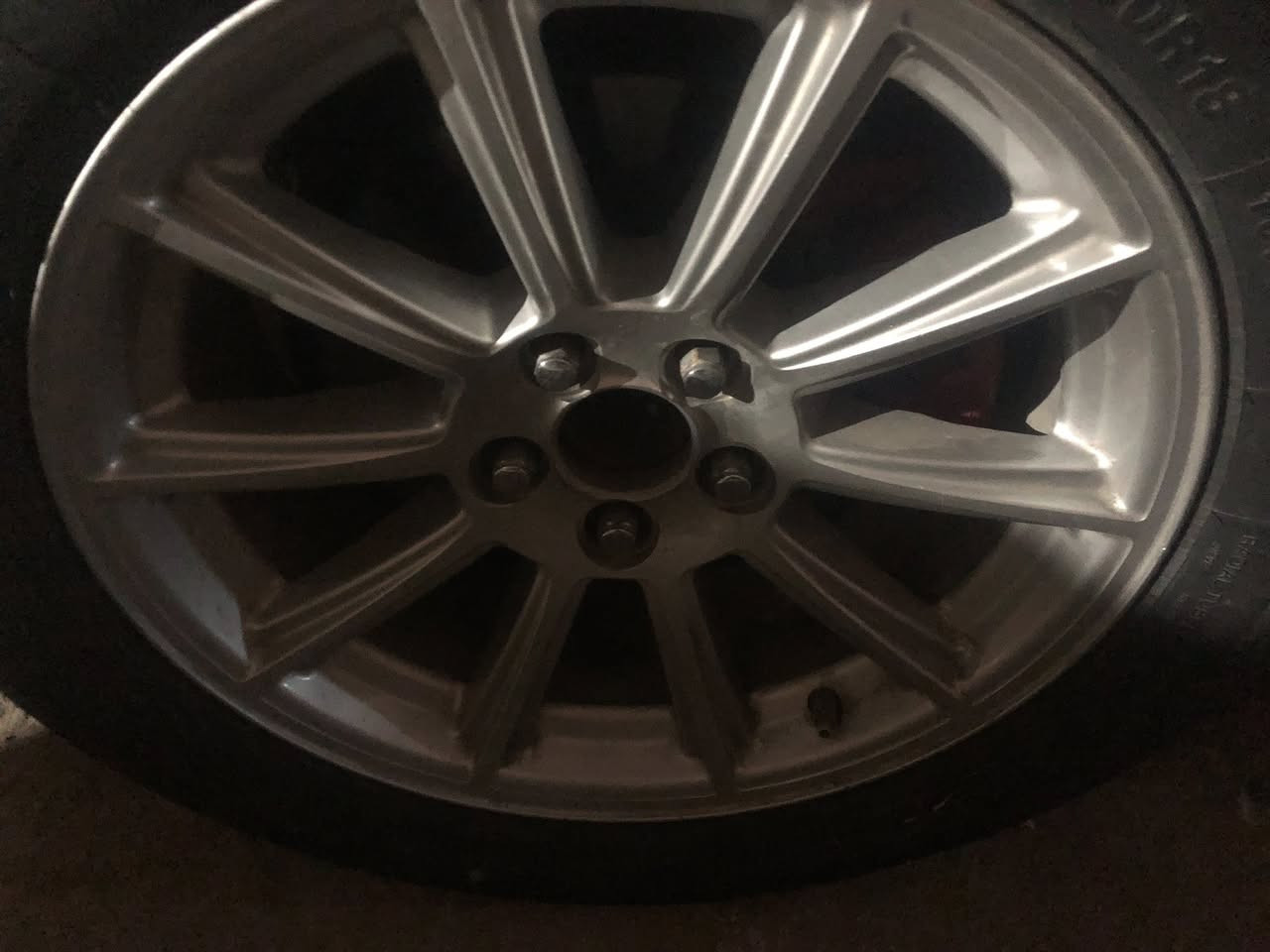 السلام عليكم ويل كب اوباما حجم 18 مع تايرات جدد مراوس شعدكم نزلو ***********
