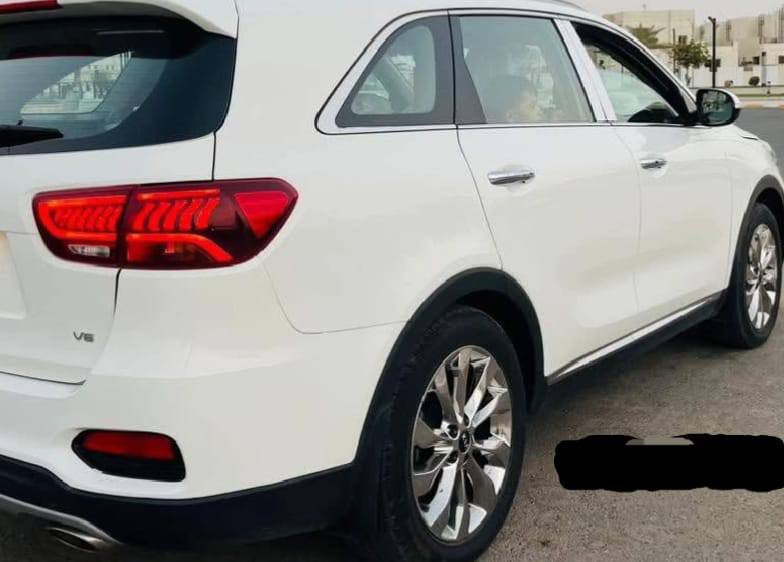 السلام عليكم للبيع سياره سورنتو ٢٠١٨
سياره مكفوله كفاله عامه 
رقم بغداد  تحويل مباشر 
كير ومحرك كفاله 
تخم تاير جديد 
الاتصال على الرقم 
***********
مكلف بالنشر
