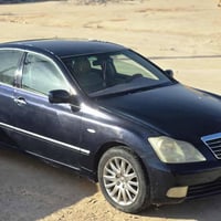 شاهينه • ٢٠٠٤ • ٦ سلندر