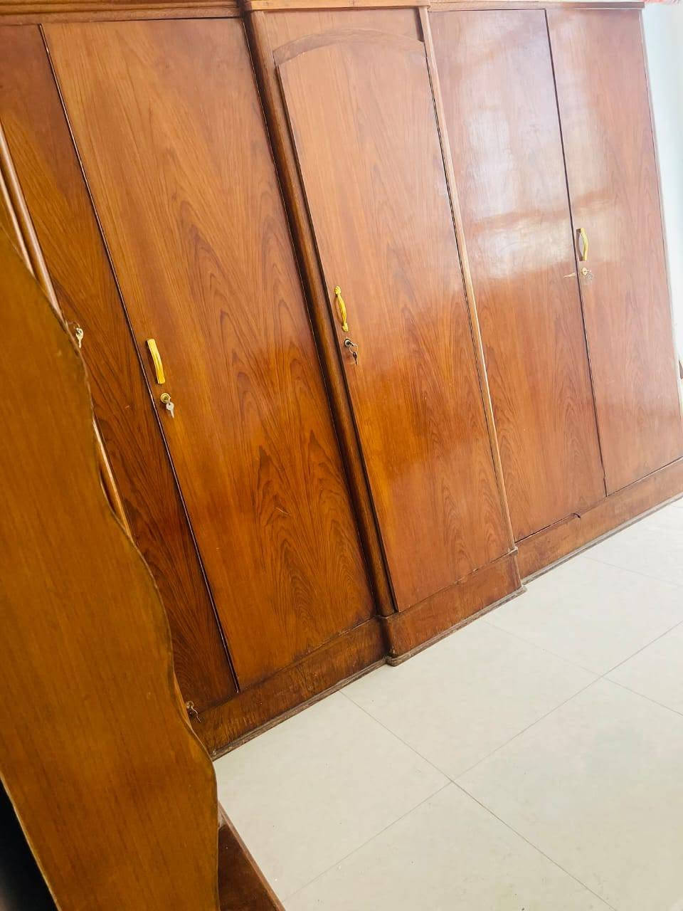 غراض بيت للبيع....غرفة نوم...250..ثلاجة 80...دراجة طفل25.  كاونتر 3قطع125
دوشك نفرين ضغط عالي 100...طباخ منضدي نظيف كلشاب الميز 25..نص تخم 100...الاسعار قابلة للمجال الشراي يتصل ***********. بي واتساب....مكاني ابو غرق شارع المركز
