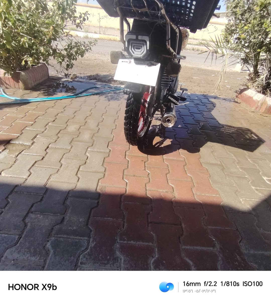 دراجه موديل 23 دراجه نشاط خير من الله منفيسها وياها 
رايدها ب550 بيها مجال شي بسيط للتواصل خاص اول هنا ***********
