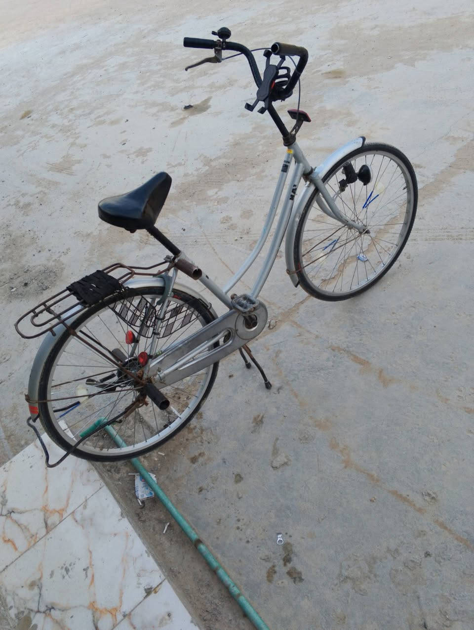 للبيع 120  وبي مجال  مكان نجف ابو صخير *********** راسلني واتساب ودلل
