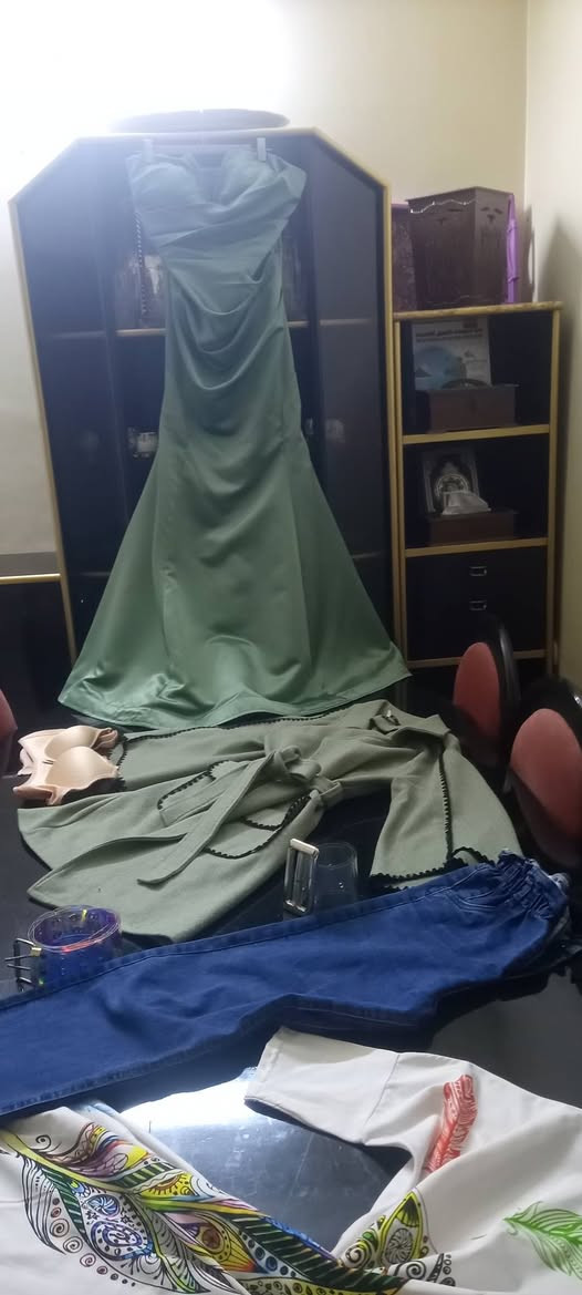 الكل بسعر قطعه وحده♥️♥️♥️♥️  9قطع ♥️♥️بسعر399♥️كل♥️ القطع المعروضه♥️ فستان ♥️عباي ♥️جاكيت ♥️مشلح ♥️بنطلون جنز بوي كات كمار عدد 2شفاف قطعه عريض♥️ قطعه وسط ♥️ستيان ♥️كافه القطغ مقاس ستندر حلب اعظميه وشحن فوري 0956759953 كسبي قطع سهرا تقيله بسعر قطعه وحده ♥️♥️♥️♥️


**إذا كنت صاحب هذا الإعلان وتريد حذفه لأي سبب، رجاءا أرسل رسالة إلى الدعم الفني**