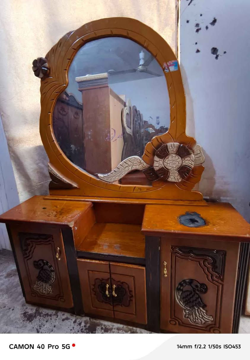 غرفه اخشاب صاج سعر 350 المكان ناصرية حي سبل يم سجن الاصلاحي شراي إتصال واتساب *********** ناصرية, ذي قار
