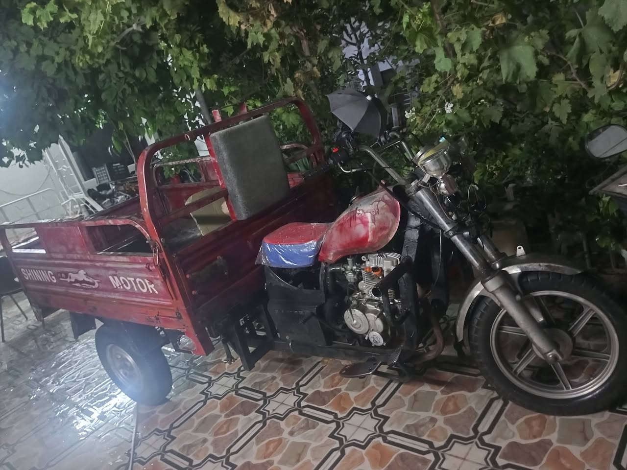 ستوته للبيع كهربائيات ظفيره باتري كلها جديد نكره سلف محرك كبس 22 خير من الله موديل 16 ركبه ملحومه السعر 650.       ***********

