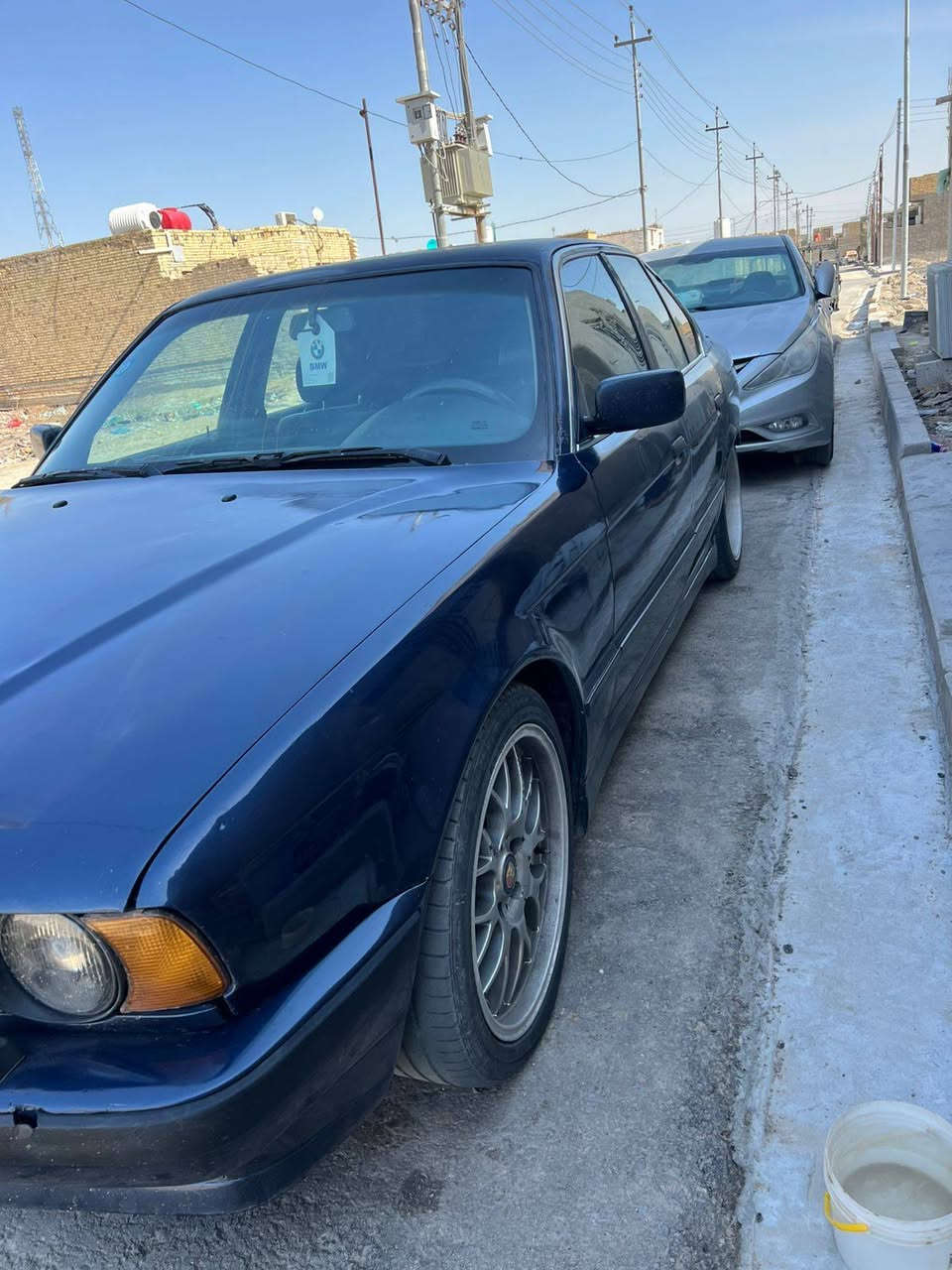 سلام عليكم من رخصة الادمن BMW موديل 93 525 اصل بليته وسنويه
سيارة جديده جدا صبغ حزام للجماليه فقط قمارة وجنطة بلادي كفالة من دكة الجاكوج محرك مسكر عدل طك كارتون كير واكسل خفيف المرغوب شرط 160 رونك 2ونص تراي ناعم جدا تبريد ثلاجه  حداديه طوبه دواخل جلد شرط وظع شركة كامرة خلفيه ويل 18 تايرات طك جيس اي نقص مابيه بأسمي رقم نكليزي تحويل وكاله السعر 65 وبيه مجال قليل  مكاني ناصريه رقمي بي واتساب ***********
ملاحضه نقص فقط دعاميه خلفيه نكسرت موجوده فاتحه
