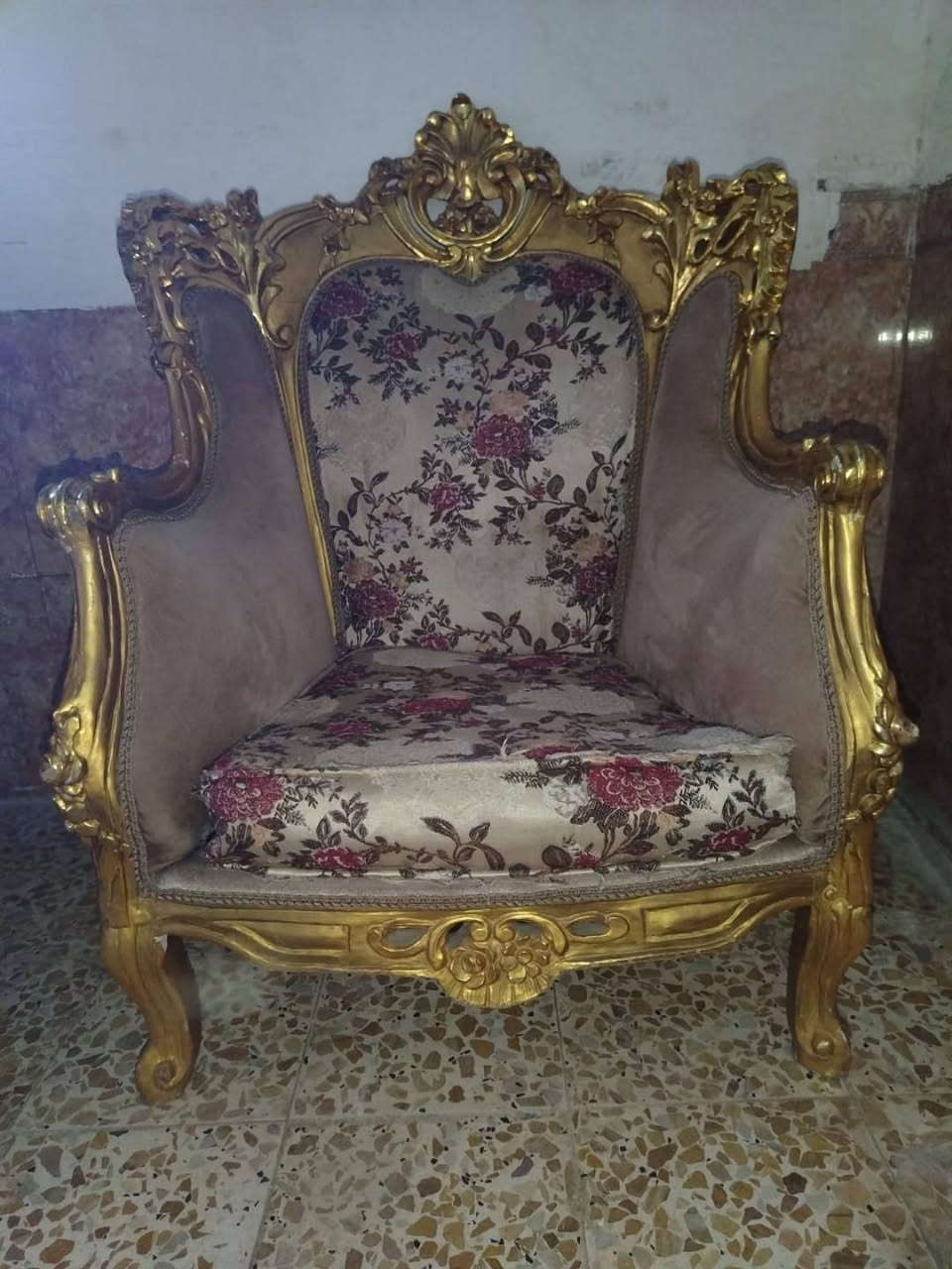 تخم مصري ٦ مقاعد  للبيع يحتاج بس دوشمة سعره ٣٨٠ الف بي مجال لشري مكان ميسان


**إذا كنت صاحب هذا الإعلان وتريد حذفه لأي سبب، رجاءا أرسل رسالة إلى الدعم الفني**