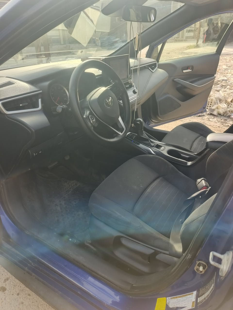 للبيع: تويوتا كورولا سبورت لون أزرق مميز
موديل [ 2022 ] محرك 2000 سي سي، ماشية 9000 كم/ميل. السيارة مكفولة محرك، كير، ومكينة وتبريد. بيها حادث بالجنطة وطخة بالبنيد (موضحة بالصور). مواصفات سبورت كاملة. السعر المطلوب 133 ورقة، وبيها مجال بسيط للجادين. المكان بغداد. للاتصال: 
[***********]
