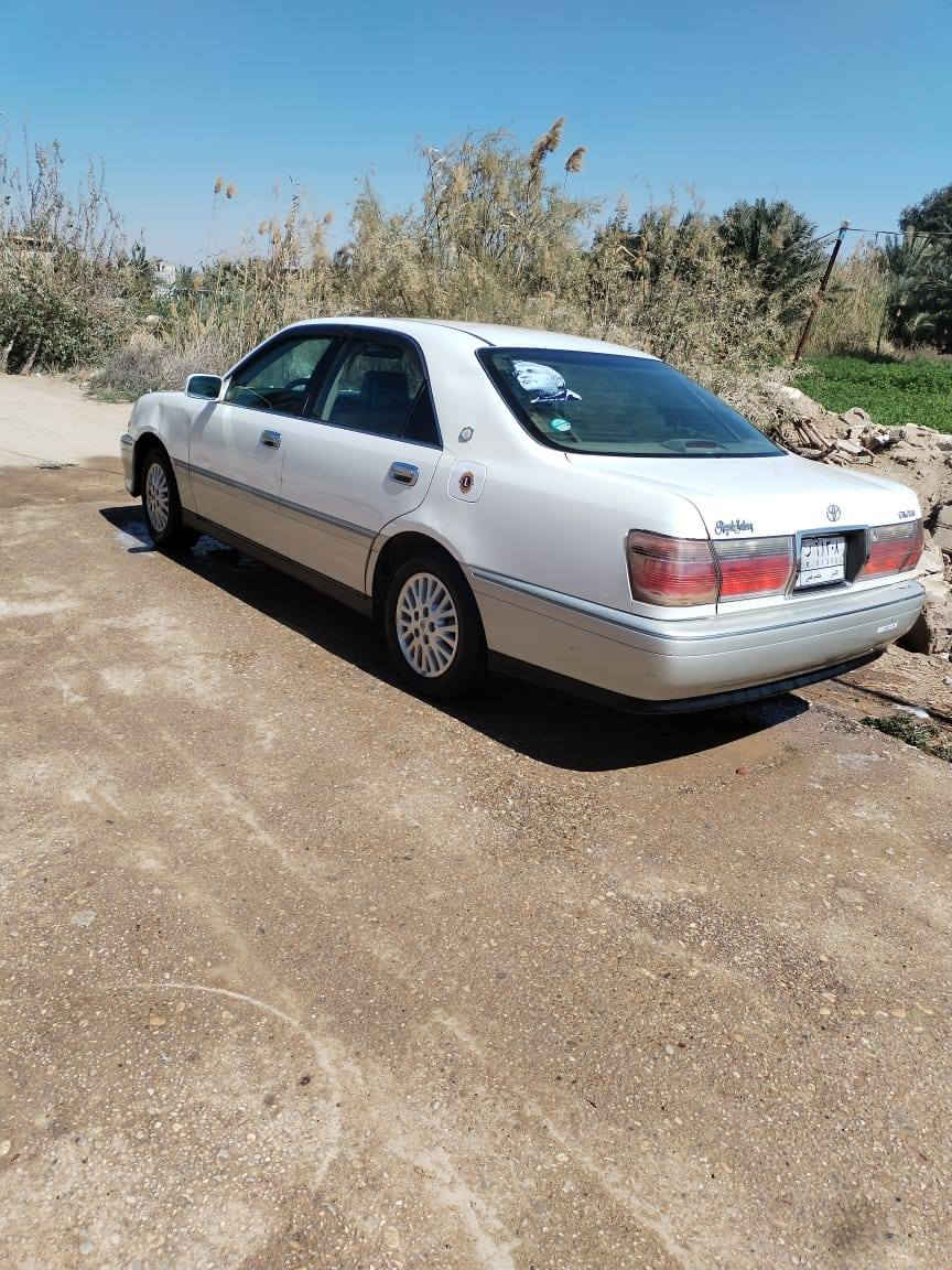 السلام عليكم ملكه للبيع  موديل 2002 اثلث دكم  او برده خلفيه دبل شاشه  ماكينه بي فور كبير كفاله كير او مكينه تبريد ثلج تخم تاير جديد السعر 31 مكاني الشطره هاذه الرقمش***********
