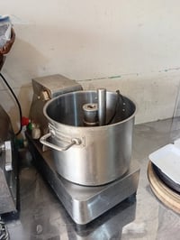 للبيع في بغداد  07811123078 07734526922