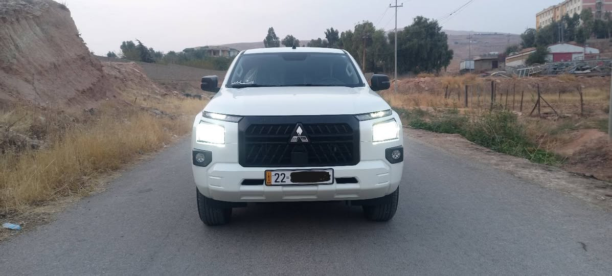 میستۆبۆشی L200  2024 دەرەجە 2 
تەنها 16هەزار رۆیشتوە 
دەعامی بۆ دەعامی بەشەرت 
هیچی پێوە نییە 
سەنەوی ژینگەی نوێیە

گێڕوو مەکینەی بەشەرت
لەسەر دەقی شەریکە ماوەتەوە 
 
***********
*********** أربيل, العراق
