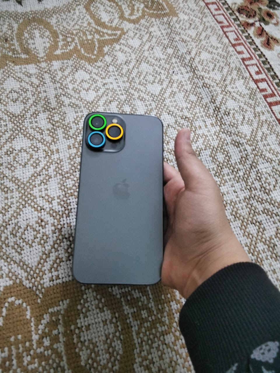 بسم الله الرحمن الرحيم آيفون 13برو ماكس نضيف جدا بطاريه86  ذاكره 256 السعر 750 للستفسار الاتصال على الرقم ***********
