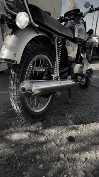 للبيع امزيت 82 ما بيه اي شي سايس 2بدون سنويه ورقم لحيم مابيه شرط بس مضروب من اتنين كيرا اسنان مكان تلعفر ***********
