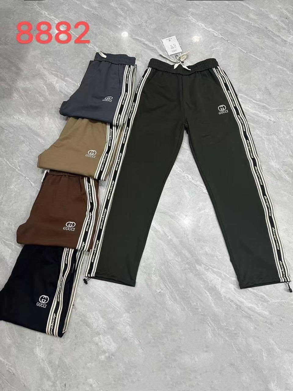 بجامة صيني ام الشريط
 
طول 110 قالب ستندر 

القياسات 30/38 

السيريه 7 قطع لون واحد ب51 الف


**إذا كنت صاحب هذا الإعلان وتريد حذفه لأي سبب، رجاءا أرسل رسالة إلى الدعم الفني**