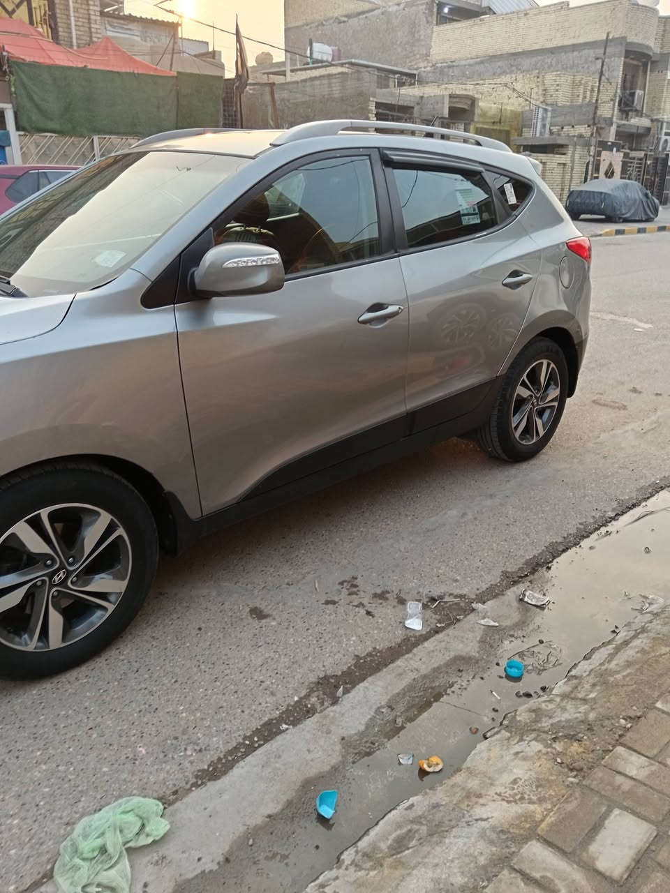 سلام عليكم توسان2013 وارد أمريكي مكينه ٢٤٠٠ دوش حادثه خشم البنيد سياره ليبل واحد لايت زنون بصمه السعره١٢٨ بيها مجال قليل للاستفسار *********** العنوان بغداد حي الكوفه قرب تقاطع كسره وعطش
