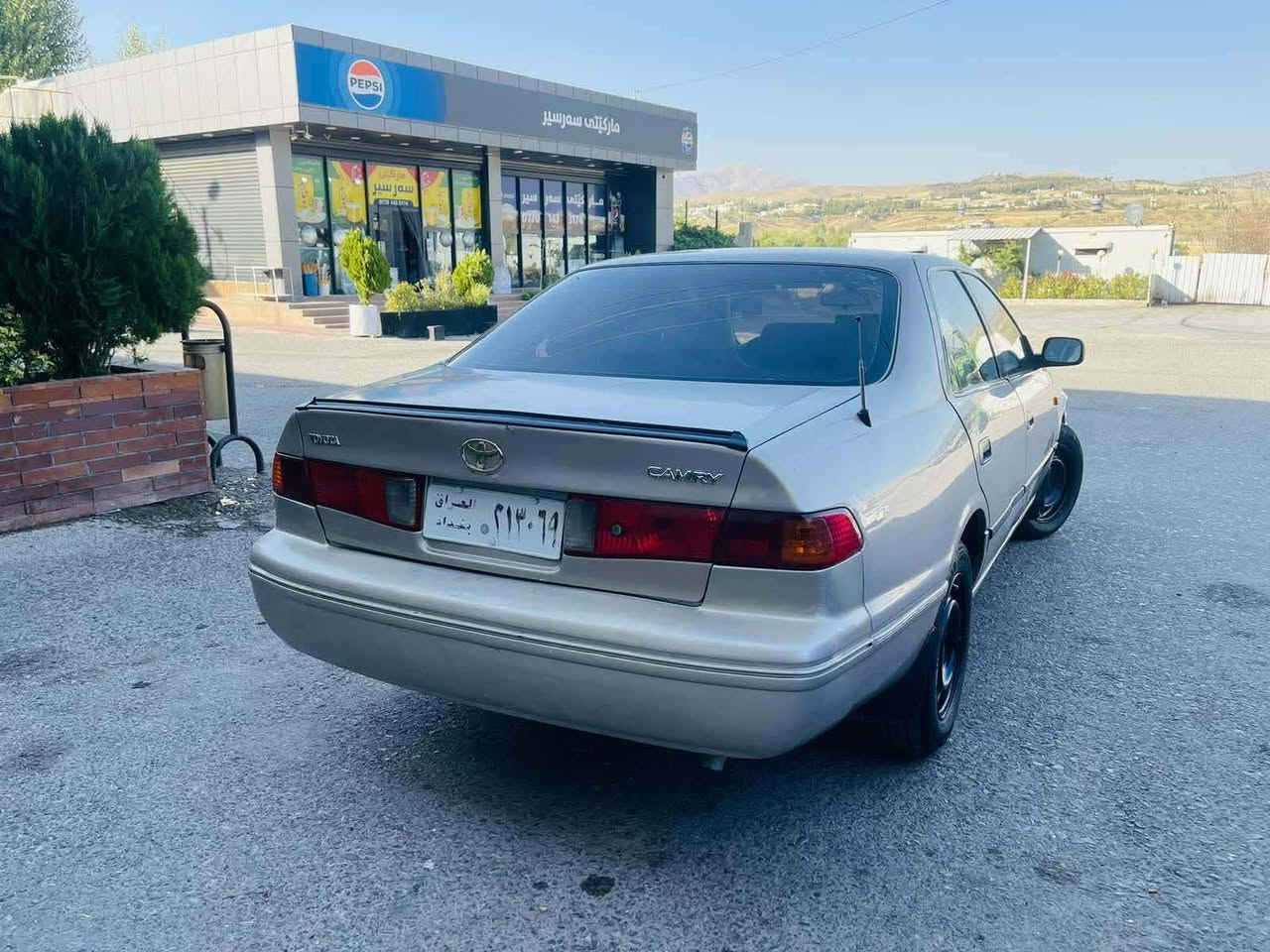 سەیارەیەکی پاکو جوان گێر ئۆتۆماتیک تەبریت لەسلۆری پێبکە کامل بۆیاخ بۆجوانی تەنها  ۱ پارچەی دەعمە کارەبایی کامل مەزبووت ئارمی بەشەرتی ئەولیاتو غرامە چوار جام کارەبا چوار تایەیی تازە زۆر جوان ماوەتەوە*********** السليمانية, العراق
