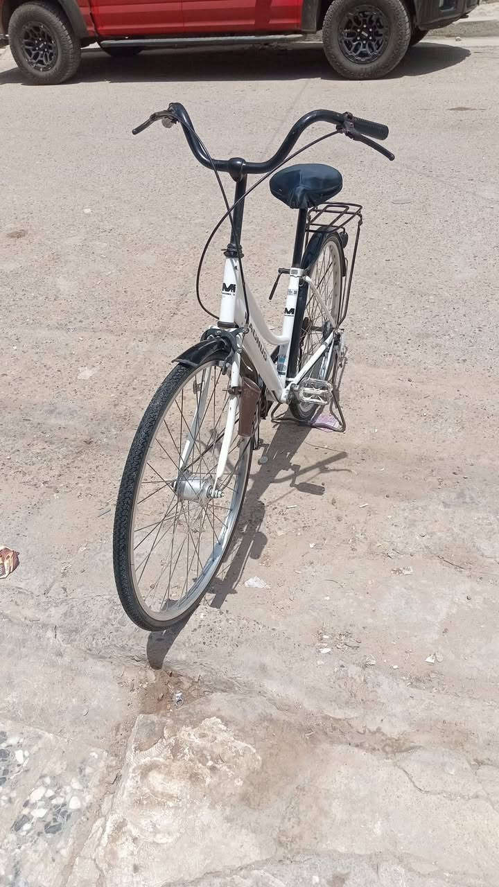 بايسكل للبيع حجم 26 نضيف سعره 90 وبي مجال الطيبين المكان بغداد البلديات ليحب يراصني غاص


**إذا كنت صاحب هذا الإعلان وتريد حذفه لأي سبب، رجاءا أرسل رسالة إلى الدعم الفني**