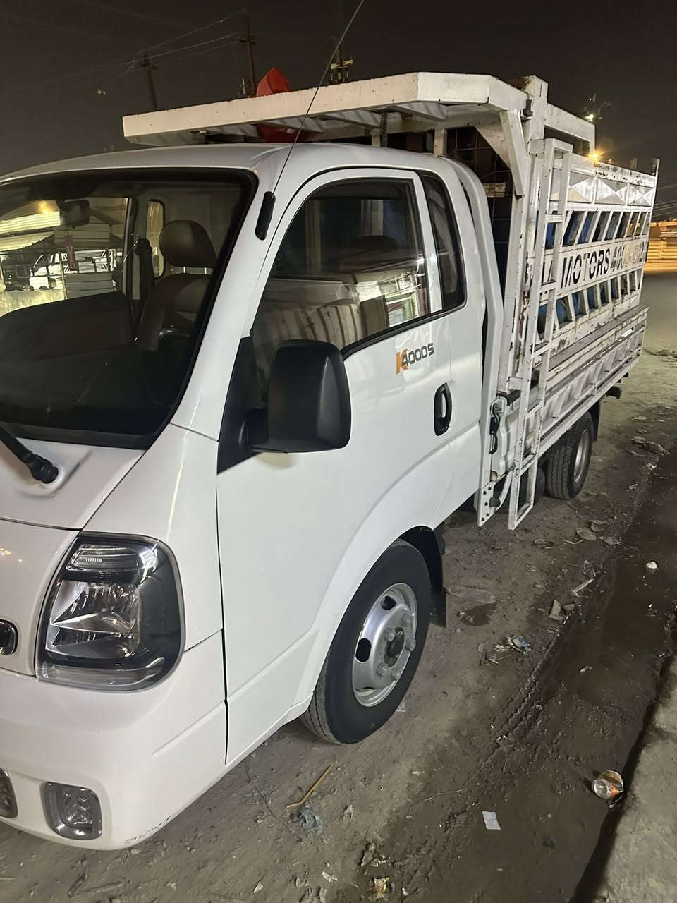 يالله للبيع كيا فحل موديل 2024 كفاله عامه تحوير ستد تاير تانكي 120 كامله مناقصة اي شي سياره باسمي تحويل مباشر رقم بغداد مكاني بغداد المشاهده ***********
