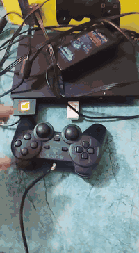 بلاي ستيشن 2 • ملحقات كاملة • ٤٠ قرص العاب