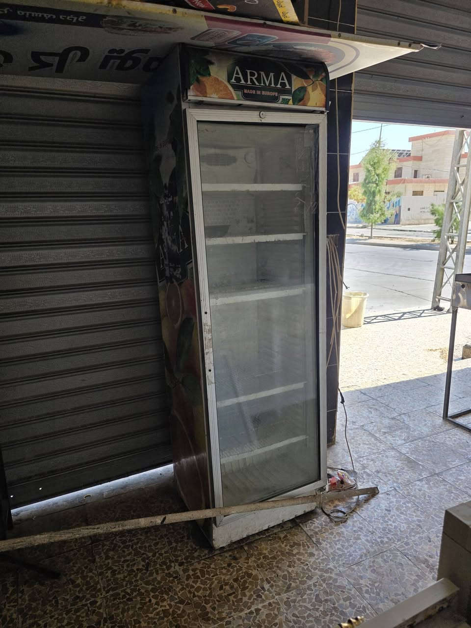 غراض مطعم للبيع للتواصل***********
