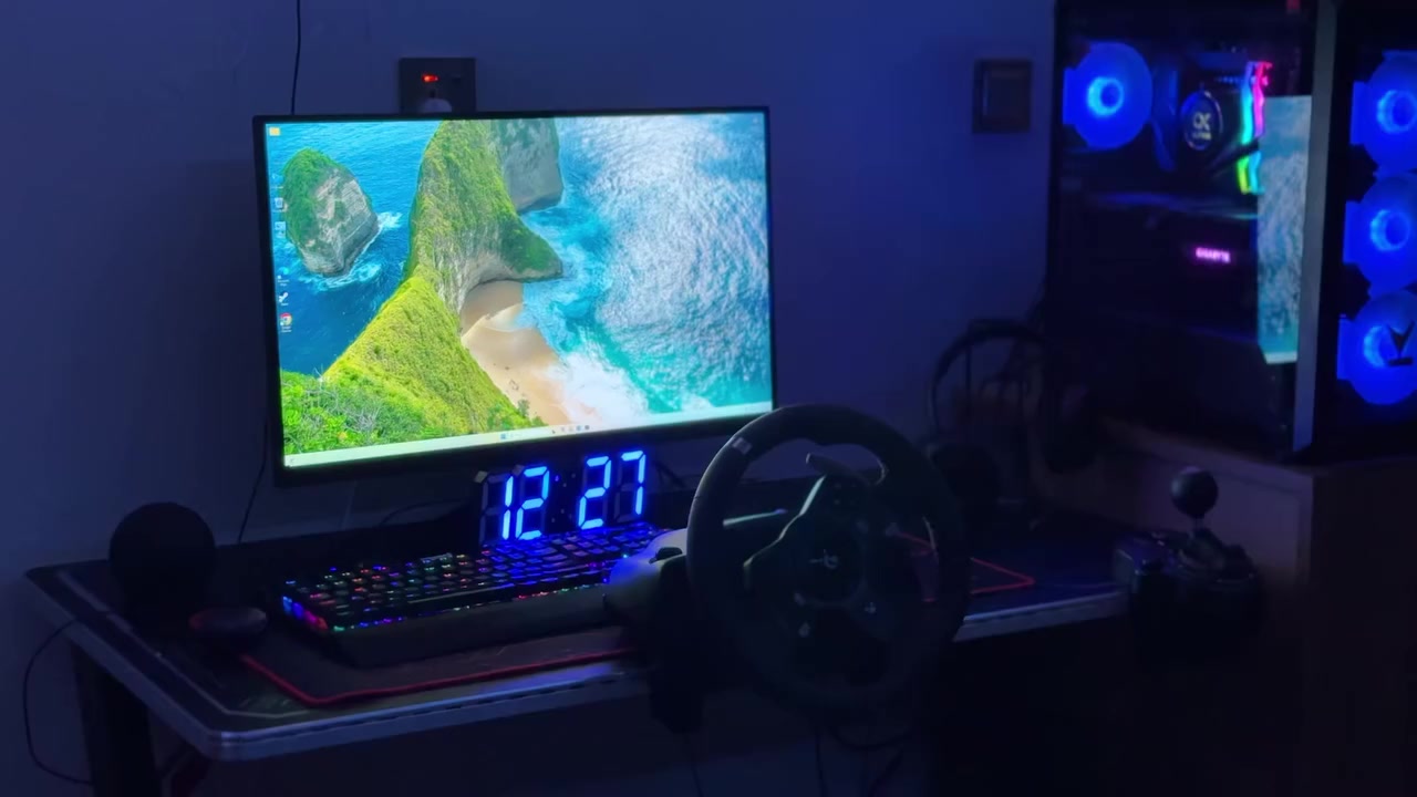 من رخصة الادمن ، دركسون لوجتك Logitech G923 نسخة Xbox ،مستخدم نضيف جداً ، مع كامل الملحقات   سعر 375 وبي مجال  عنوان بغداد رقمي ***********
