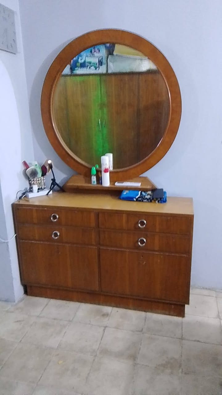 غرفه نوم للبيع صاج باب اول مابيهااي ضرر تكمه ب٤٥٠ وبيها مجال كنتور ٦ ابواب


**إذا كنت صاحب هذا الإعلان وتريد حذفه لأي سبب، رجاءا أرسل رسالة إلى الدعم الفني**