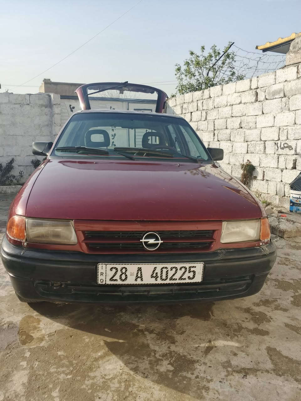 استرا موديل 1992 سنويه لي 2029
مصبوغه عام حجم 16 نوزل 
السعر 35 وبيه مجال 
***********
