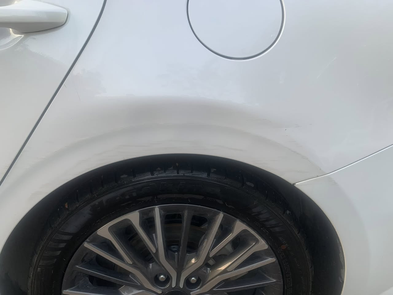 السلام عليكم كياء فورتي للبيع موديل 2022
جي تي لاين حادث صندوك مكفوله عداء الحادث مواصفات الاجي تي معروفه 
سعر175 وبيه مجال حك الجيه
مراسله على الخاص


**إذا كنت صاحب هذا الإعلان وتريد حذفه لأي سبب، رجاءا أرسل رسالة إلى الدعم الفني**