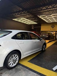 كورلا SAS 2022 فول مواصفات محرك 1800 ماشية 90 الف حادثها خارجي باب وجا...