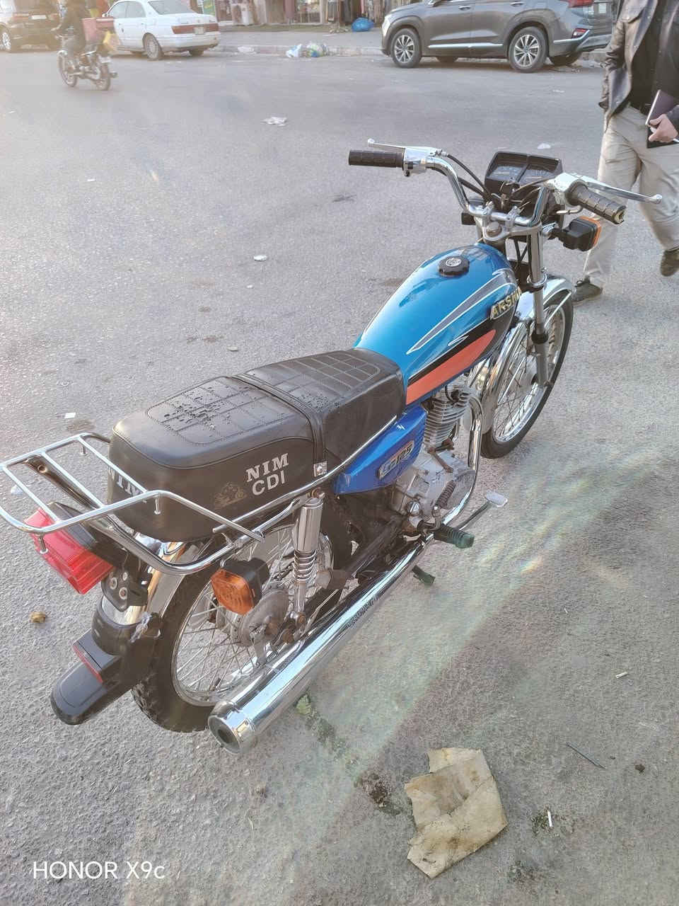 دراجه للبيع اربعه كير 21 كلك مكفوله عن سرقه مامتواجد عل فيس ***********
