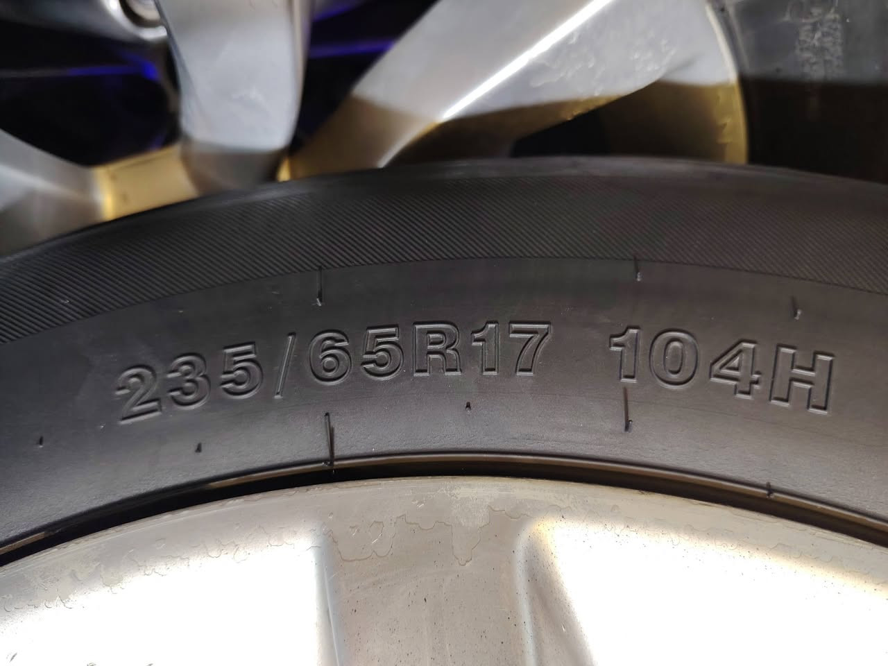 للبيع  تخم ويل كب موزه 17 مع تخم تاير إنتاج 2025
 مال أوباما استخدام شخصي السعر 370 وبي مجال
عنوان البصره معقل ***********
***********
