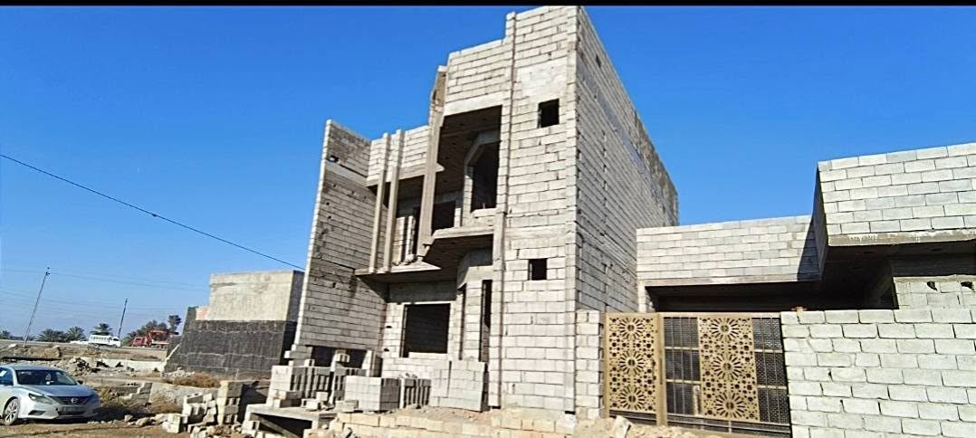 هيكل للبيع في تقاطع القدس حي الرافدين مساحه 200م  رابع قطعه عن شارع العام السعر83 الرقم***********
