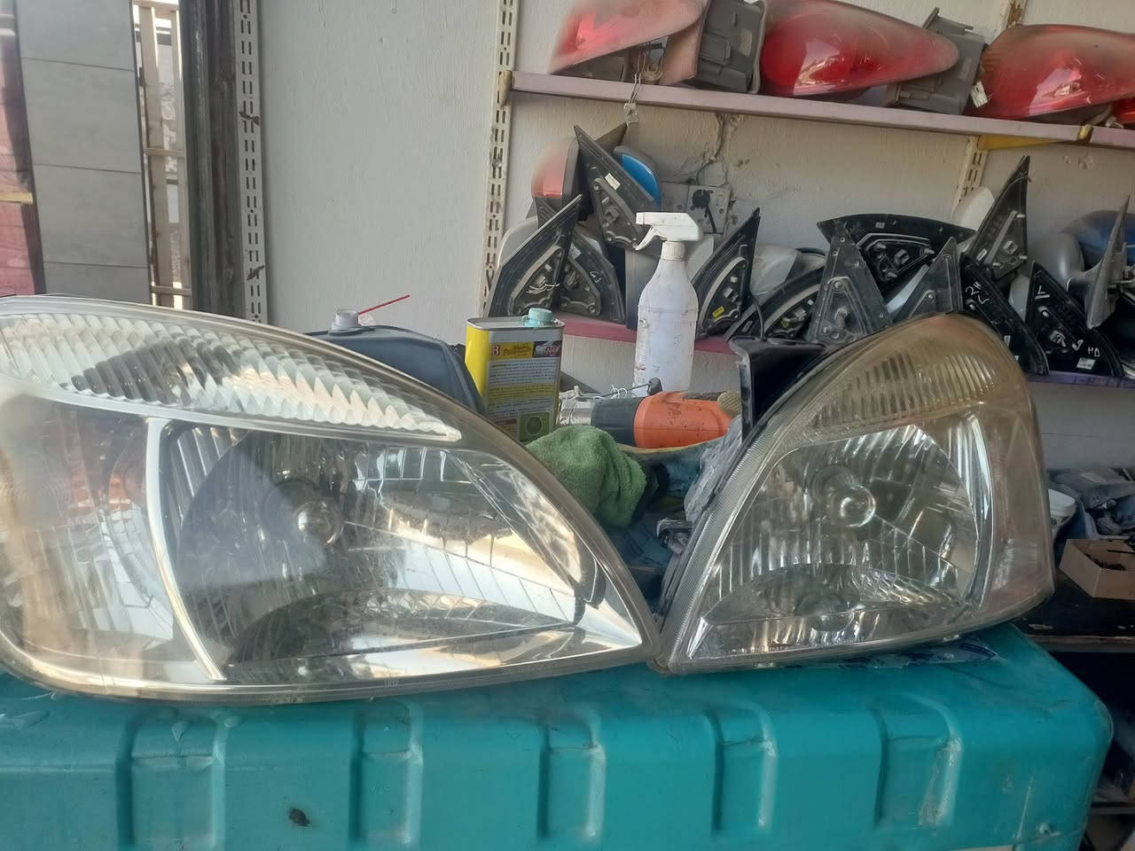 السلام عليكم 
غراض كيا ريو 2007/2011
مال تفصيخ 
***********
