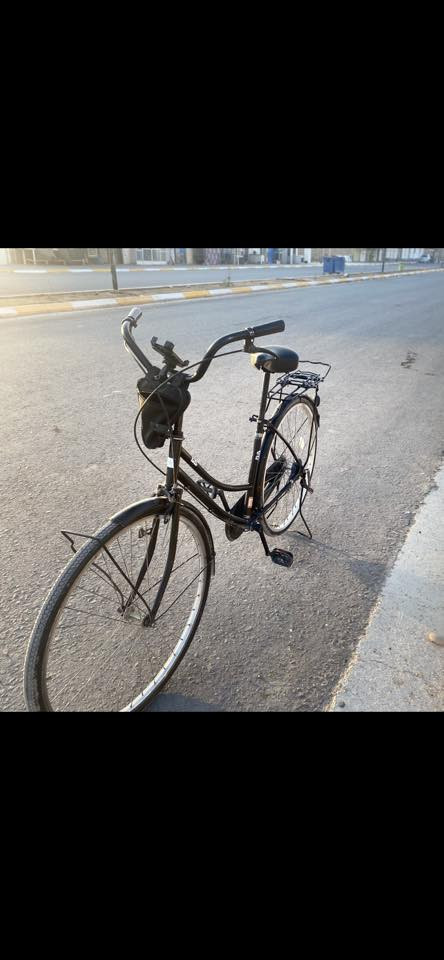 السلام وعليكم بايسكل ياباني للبيع تايرات جدد ماعايزه كلشي سبب البيع عدم الحاجه السعر خاص المكان تكريت القادسيه متواجد واتساب ايضآ ***********
