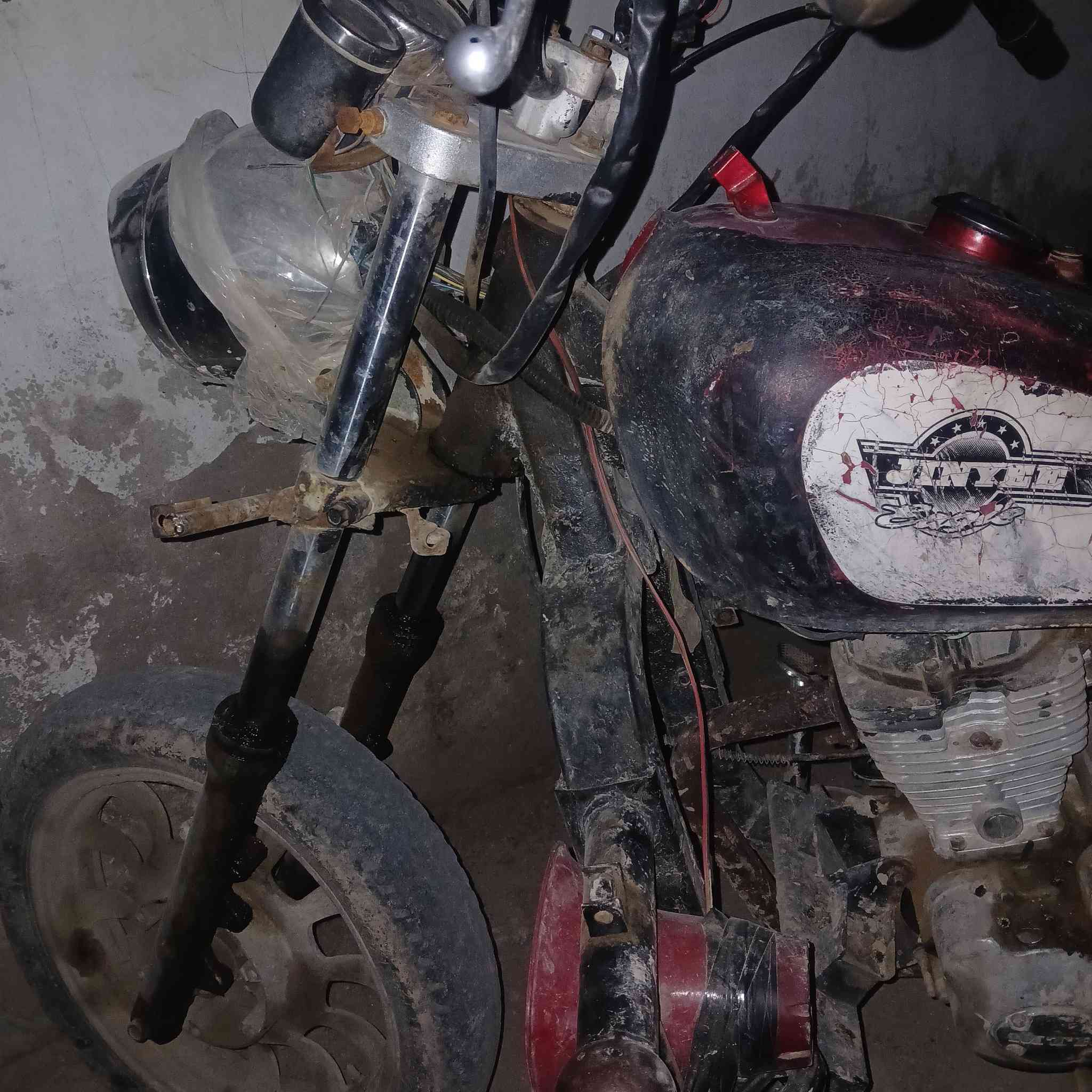 السلام عليكم ستوته للبيع شغاله كهربائيات جاهزه سعر 500 وبيها مجال***********
