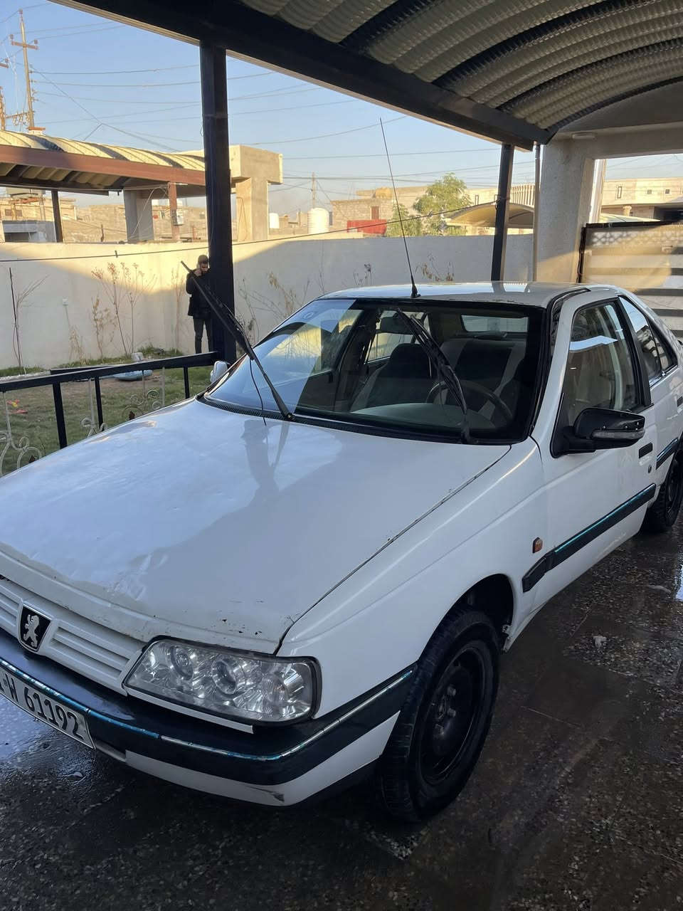 سلام عليكم
للبيع بيجو جي ال اكس ٤٠٥  موديل ٢٠٠٩ بسمي السيارة بيها مكينة مال  فرنسي وكير مكفول بيها ضربة بجاملغ الخلفي معدل سعرها ٣٨ مكاني البياع 
رقمي ***********
