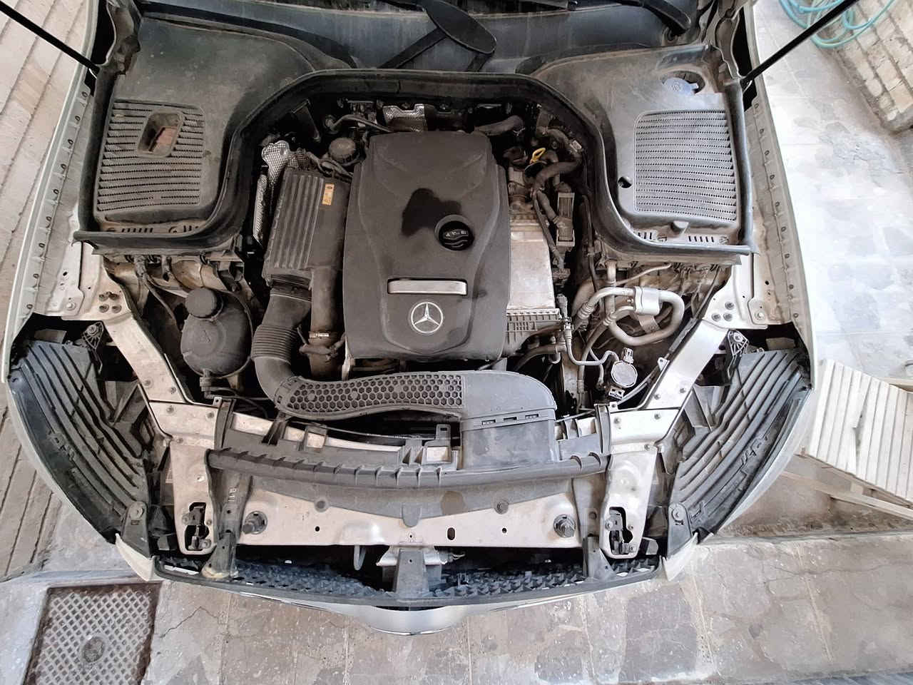 السلام عليكم مارسيدس للبيع
GLC موديل 2016

كلين 

اربع بصمات

كشنات وصندوق كهرباء 

مواصفات 1\1 

سيارة نظيفة جدا 

السعر في خاص 

للاتصال 

***********
