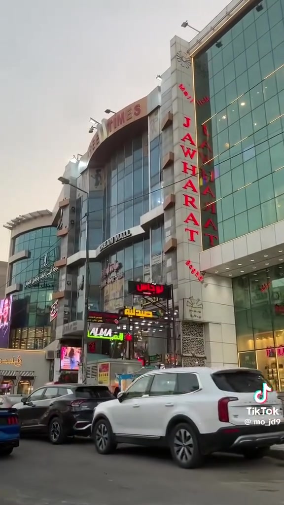 � فرصة استثمارية مميزة جداً 🔥

قطعة أرض للبيع في شارع الربيعي
📍 على الشارع العام مباشرة

▪️ مساحة الأرض: 200 متر
▪️ الواجهة: 11 متر
▪️ النزال: 18 متر
▪️ قطعة تجارية جداً
▪️ موقع حيوي واستراتيجي يصلح للمشاريع والاستثمار

موقع ممتاز بقيمة تجارية عالية وحركة مستمرة، فرصة مناسبة لأصحاب الأعمال والمستثمرين الباحثين عن موقع ناجح ومميز.

📞 للاستفسار والاتصال:***********
