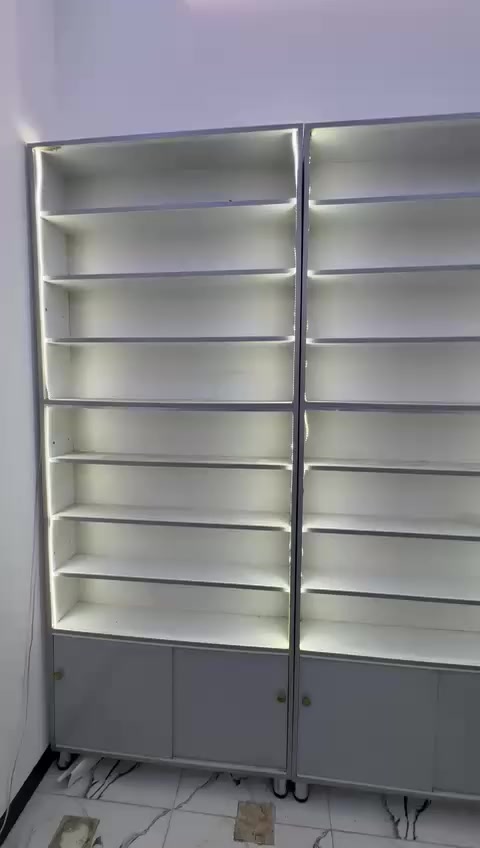 رفوف لون ابيض مع اناره السعر 100 الف ثنينهن مكانهم شعب لتواصل رقم ***********
