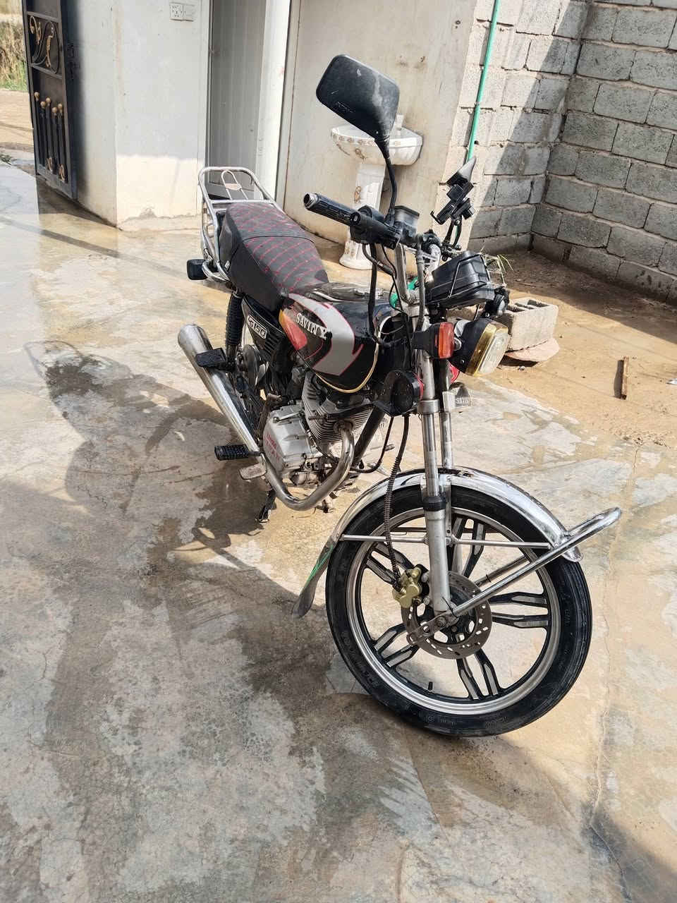 اسلام عليكم دراجه سيفان للبيع موديل 2021  خمسه كير. دراجه كامله مابيهة اي نقص اوراق كامله مكان ديالى شهربان الهارونيه السعر 550 بيهة مجال قليل متواجد على خاص


**إذا كنت صاحب هذا الإعلان وتريد حذفه لأي سبب، رجاءا أرسل رسالة إلى الدعم الفني**