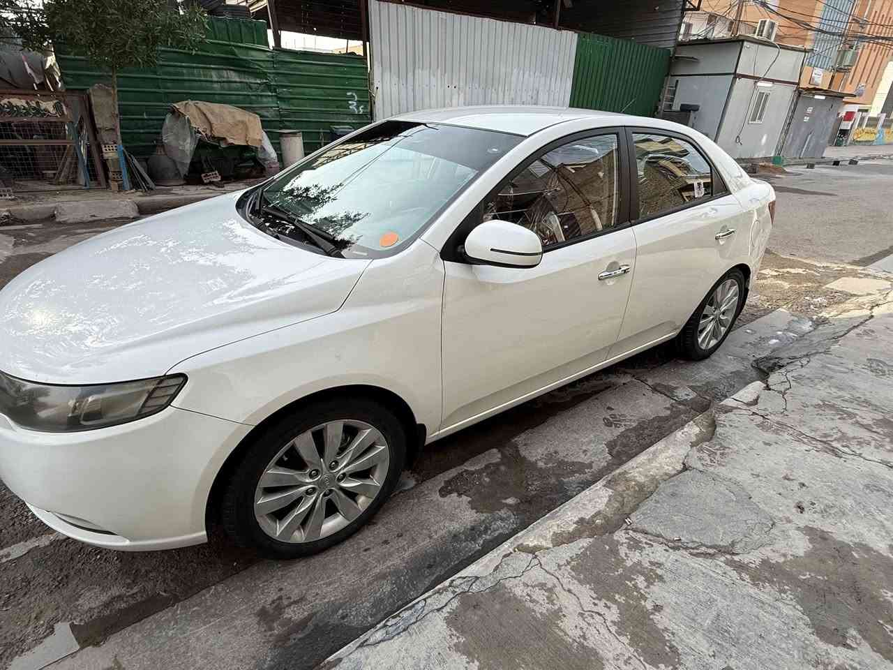 سلام عليكم سيراتو موديل 13 تحويل مباشر هزه سنوية كله جدد بدون وكاله تحويل فقط رقم اربيل السعر 95 وبيه مجال 

بيه باببين وجاملغ خلفي  صبغ بدون ضرر قوي كير مكينة كفاله حته ممفتوح تبريد ثلج 
بصمه 
تحكم 
مراي شفط 
سياره عليه ادامه كامل فيت بام وقاعده جديده 
تخم تاير جديد
سياره برغي مابيه نقص
صدر امامي جديد 
العنوان بغداد حي جهاد 

***********
