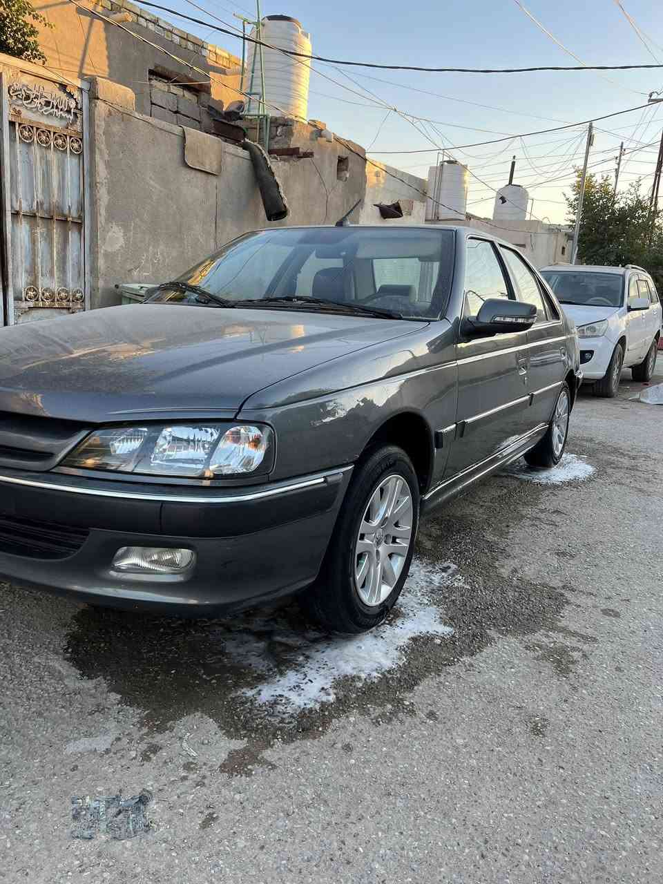 للبيع بيجو ٢٤حرة بدون رقم تترقم جميع محافظات . ماشيه ٣٠  الف كفاله عامه ماعده بارد صبعين مامبين ابدد سيارة جديدة حييل كله وضع شركه زيرو شرط.  سعر ٧٥وبيها مجال بسيط. مكاني ناصريه مركز.  💓. ***********
