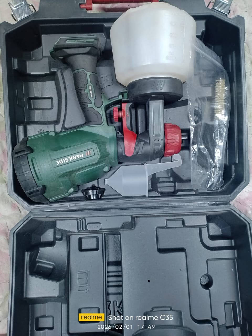 يا الله يارزاق خوان عدد للبيع كل قطعه وسعره انسخ صوره ودزه وات ساب ***********
