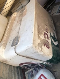 صندوق دلفري نضيف كلش بيه عازل حرار بدون اظرار يحتاج غسيل فقط ب٤٠الف بغ...