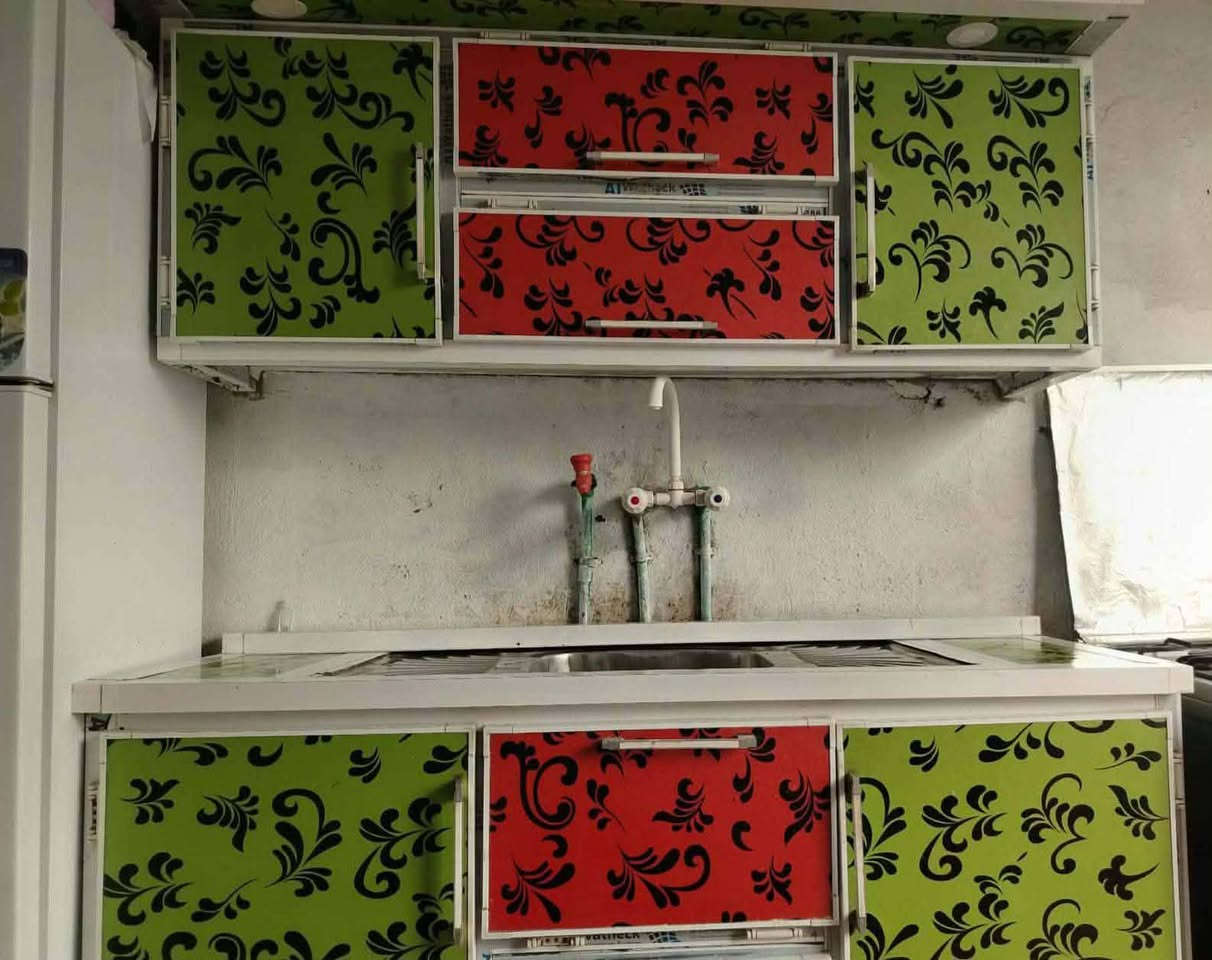 كاونتر قطعتين نظيف مابي ضرر قياسه مترين تقريبا 
العنوان نجف شارع كربلاء عمود192 جهة ياعلي


**إذا كنت صاحب هذا الإعلان وتريد حذفه لأي سبب، رجاءا أرسل رسالة إلى الدعم الفني**