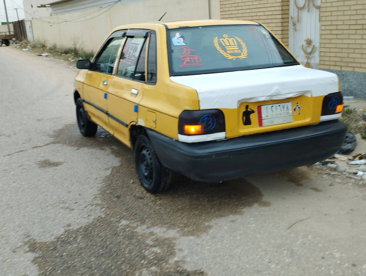 السلام عليكم سايبه رقم بابل مشروع وطني موديل 2013 مصفره هيه وغرامات السياره جاهزه مكينه وكير وحداديه كفاله السعر 22وبيه مجال بيع او مراوس  مكاني النجف ابوصخير ***********
