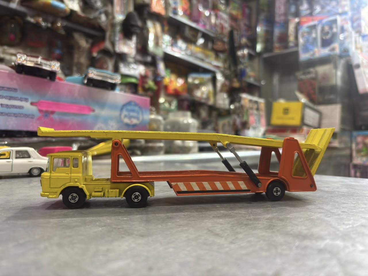 DAF

صناعية بريطانية  🇬🇧 من شركة Matchbox 

SuperKing Size

السعر  23 الف فقط 🔥 

يتوفر توصيل لجميع محافظات العراق 🤩💙

 📍العنوان / شارع فلسطين - خلف المستشفى العالمي 
مكتبة الأمين للحجز و الاستفسار على الرقم او مراسلة الصفحة ***********
#مصغرات #سيارات_مصغرة #بغداد

